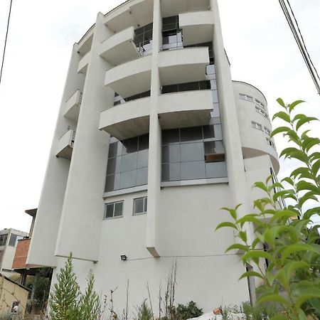 Hotel Gjuta تيرانا المظهر الخارجي الصورة