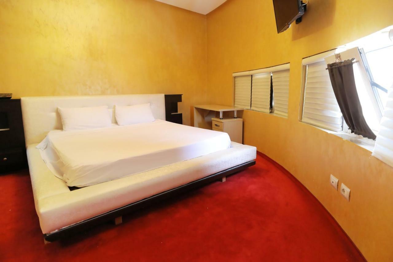 Hotel Gjuta تيرانا المظهر الخارجي الصورة