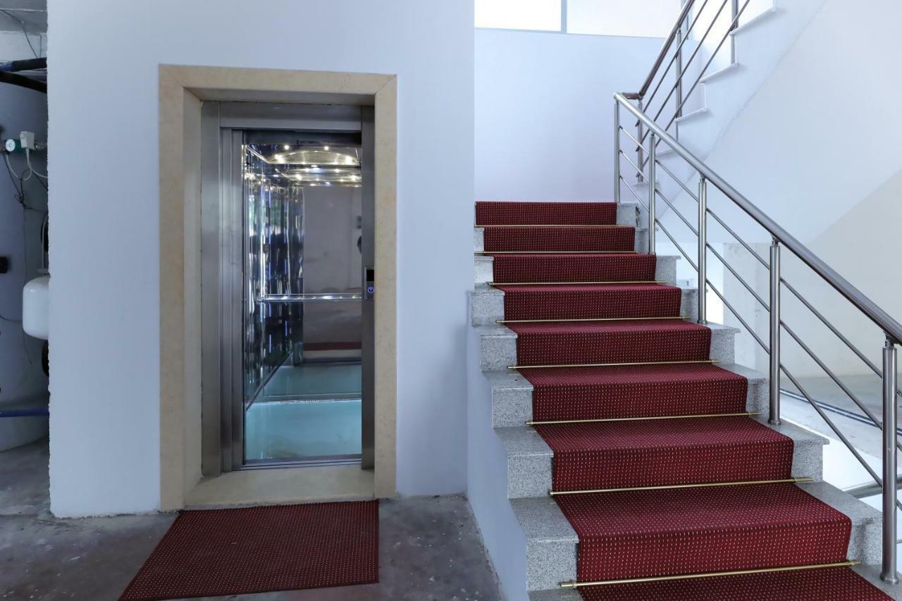 Hotel Gjuta تيرانا المظهر الخارجي الصورة