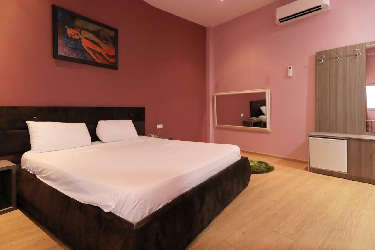 Hotel Gjuta تيرانا المظهر الخارجي الصورة