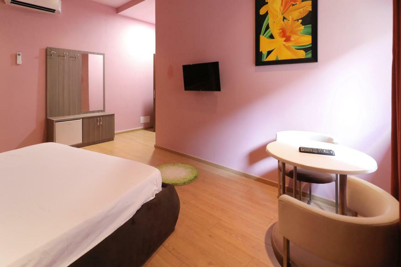 Hotel Gjuta تيرانا المظهر الخارجي الصورة